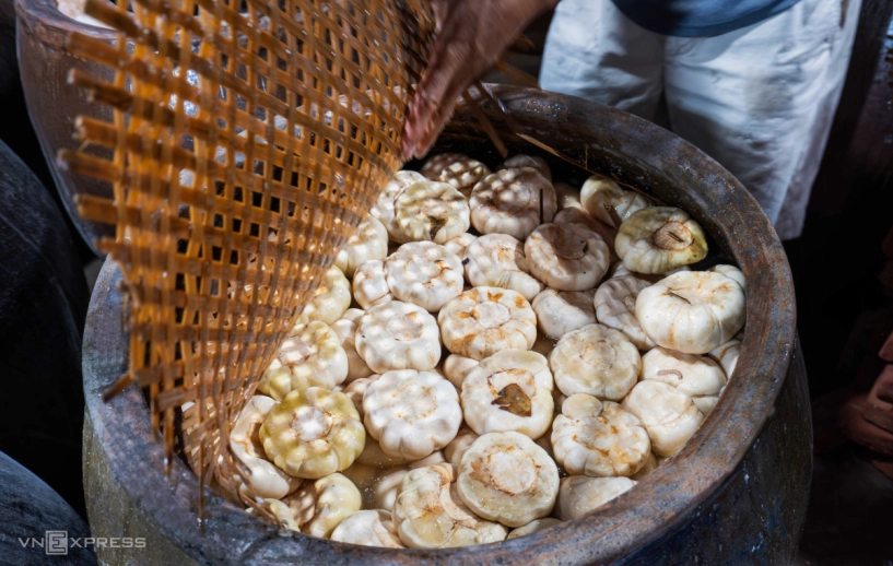 Nghề muối cà hơn 300 năm tuổi của ngôi làng hà nội - 6