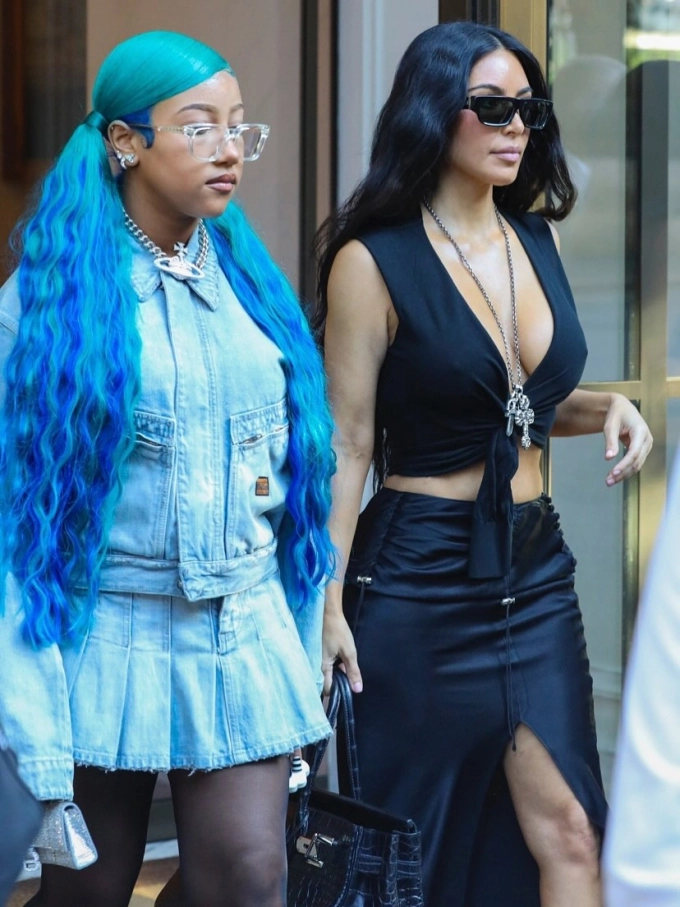 Ngoại hình con gái 12 tuổi của tỷ phú kim kardashian - 2