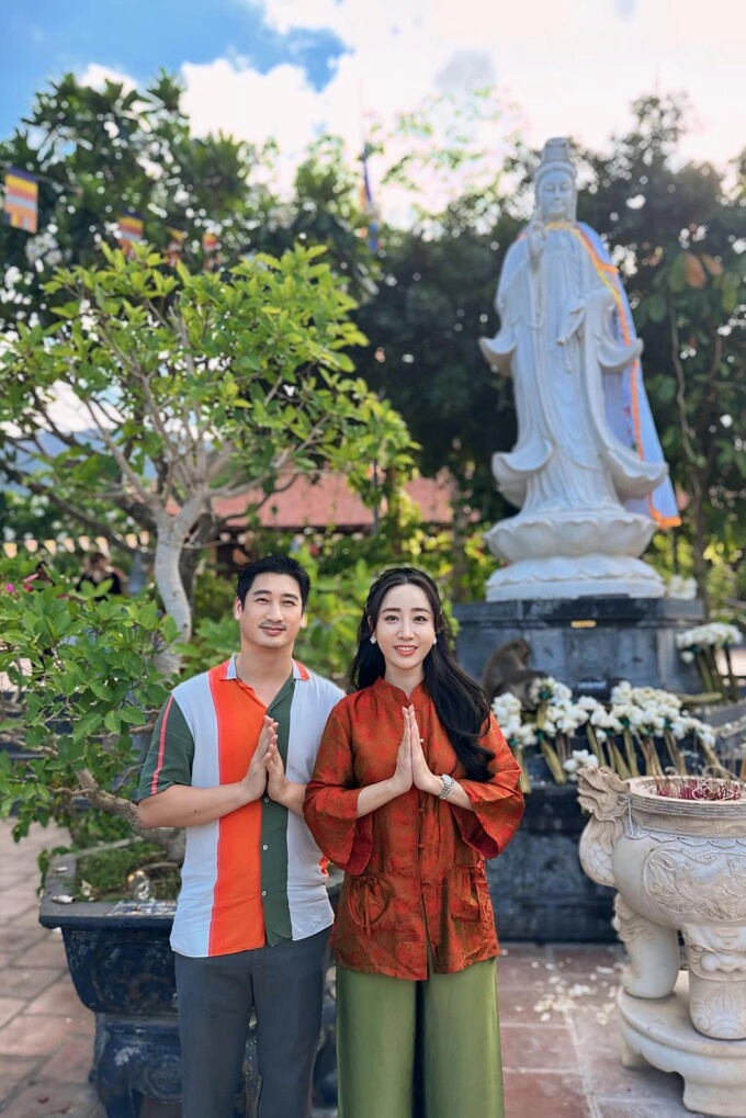 Ngọc quỳnh làm rõ sự thật 2 lần bỏ vợ con trai cả chỉ nói nơi nào có hạnh phúc thì bố cứ đến - 1