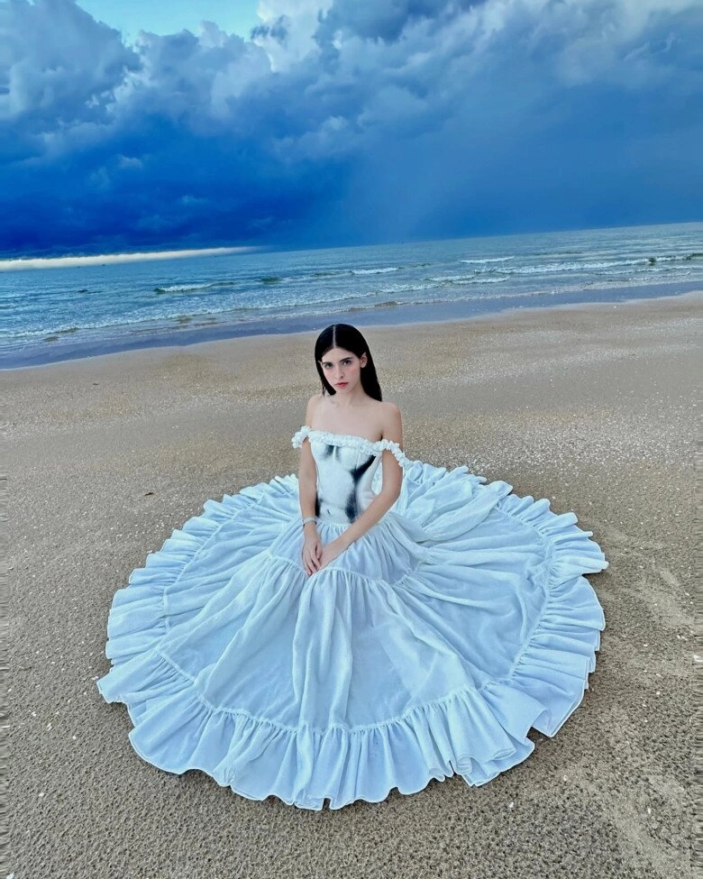 Người mẫu andrea aybar an tây từng đi tìm mẹ kế người việt cho ba ruột muốn nhập tịch để thi hoa hậu - 11