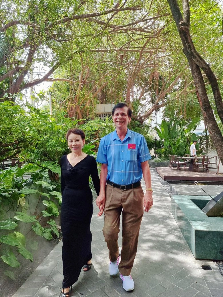Người phụ nữ suýt đánh đổi mạng sống để sinh hồ ngọc hà 20 năm cùng con vượt qua bao thị phi showbiz - 4