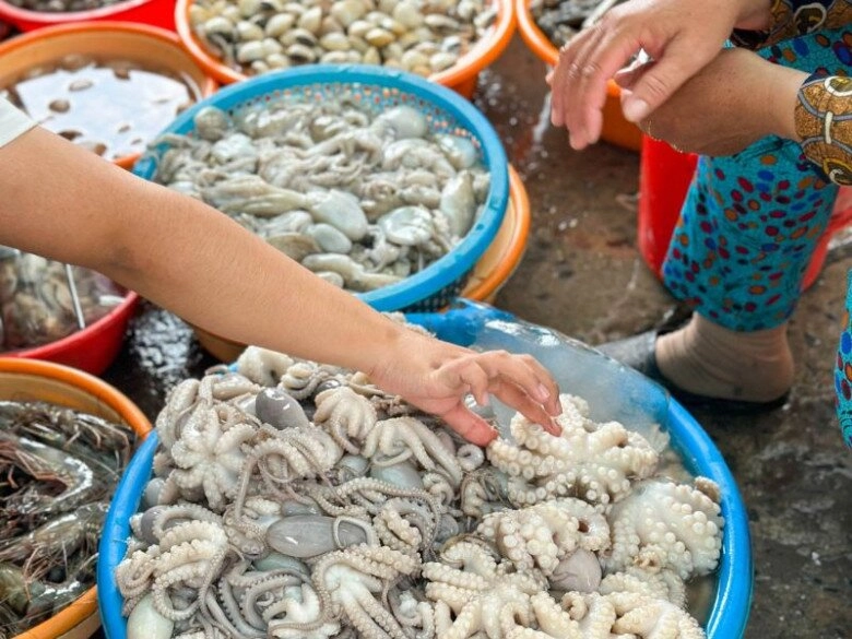 Người sành ăn mới biết khu chợ hải sản rẻ nhất vũng tàu này tồn tại hơn 40 năm vẫn là thiên đường ẩm thực - 4