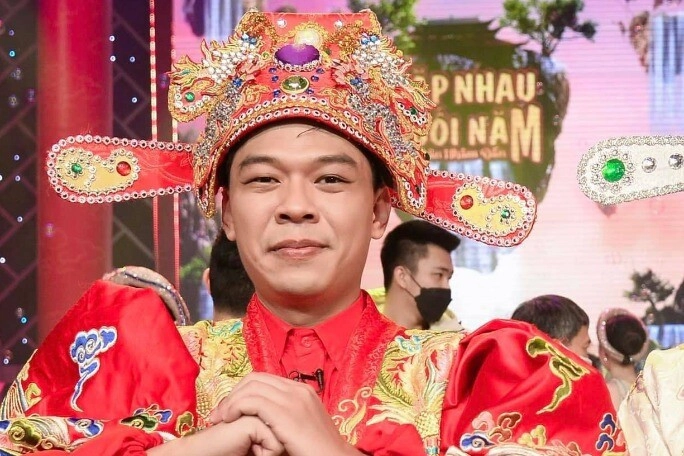 Người thay thế cục trưởng xuân bắc trong táo quân đời thực giàu khủng khác trên phim cưới được vợ đẹp thừa nhận cuồng chồng - 2