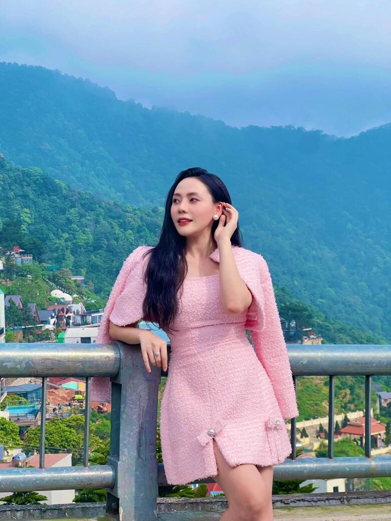 Người tình vtv của việt anh vừa đón rồng con đã về dáng mi nhon còn thủ thỉ điều khó ai làm được - 4