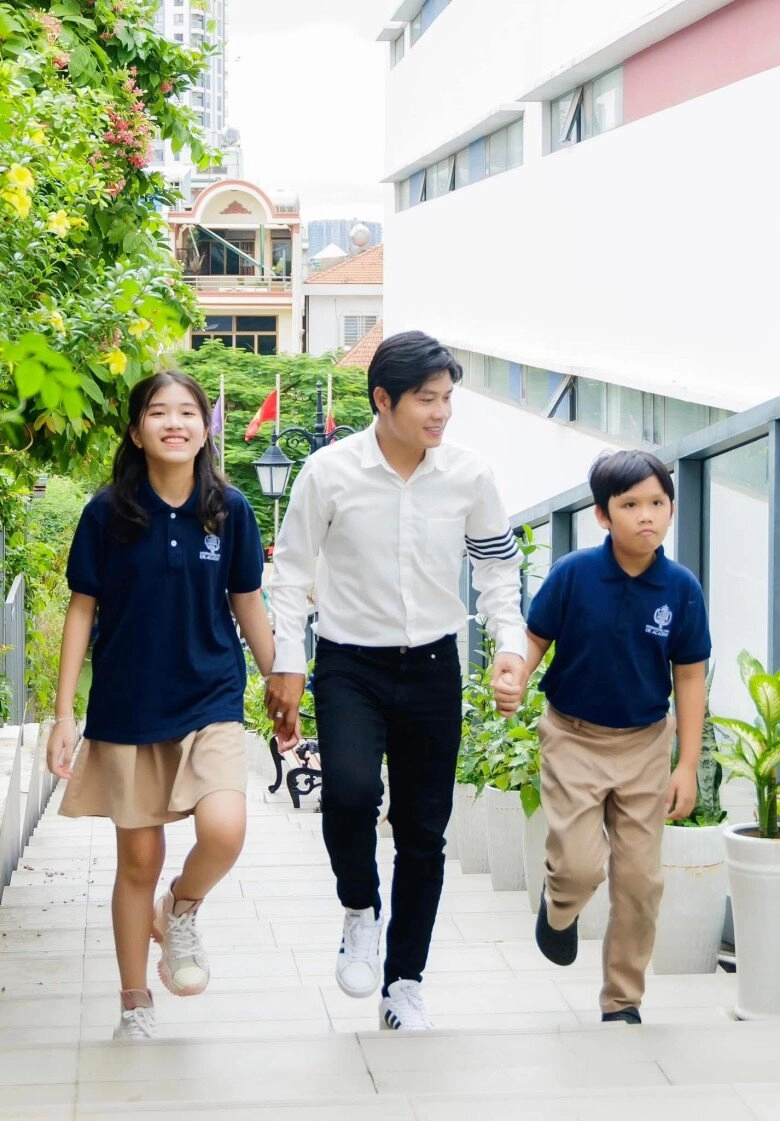 Nguyễn văn chung nói chủ động không casting vai quang trong mưa đỏ bố đơn thân u50 khoe cơ bắp khiến dân tình xuýt xoa - 7
