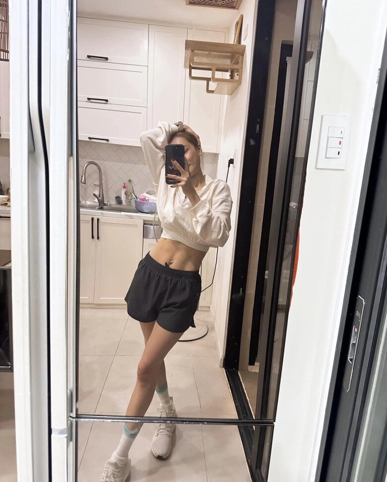 Nhã phương nhịn cơm 3 năm để giữ dáng nay bất chấp ăn sầu riêng bị bỏ dở để có tiền làm từ thiện - 10