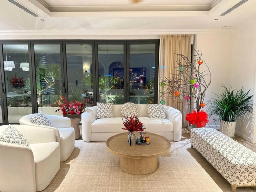 Nhà triệu usd của đặng thu thảo ngập tràn sắc xuân - 3