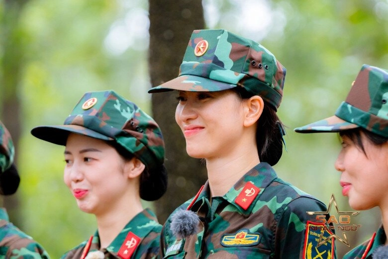 Nhan sắc 2 nàng anh đào hot nhất lễ trao giải cánh diều vàng người là ngọc nữ người thường xuyên làm gái quê - 8