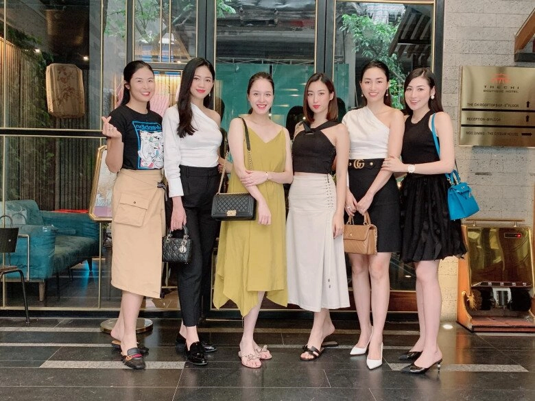 Nhan sắc cô bạn đi ăn đồ dát vàng cùng hoa hậu đỗ mỹ linh gia thế và vẻ đẹp không kém cạnh ai - 3