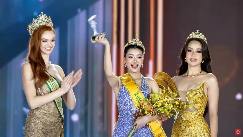 Nhan sắc đời thường mộc mạc của 4 á hậu miss grand vietnam 2025 người bị chê quá lành nữ bác sĩ body bốc lửa khó cưỡng - 25