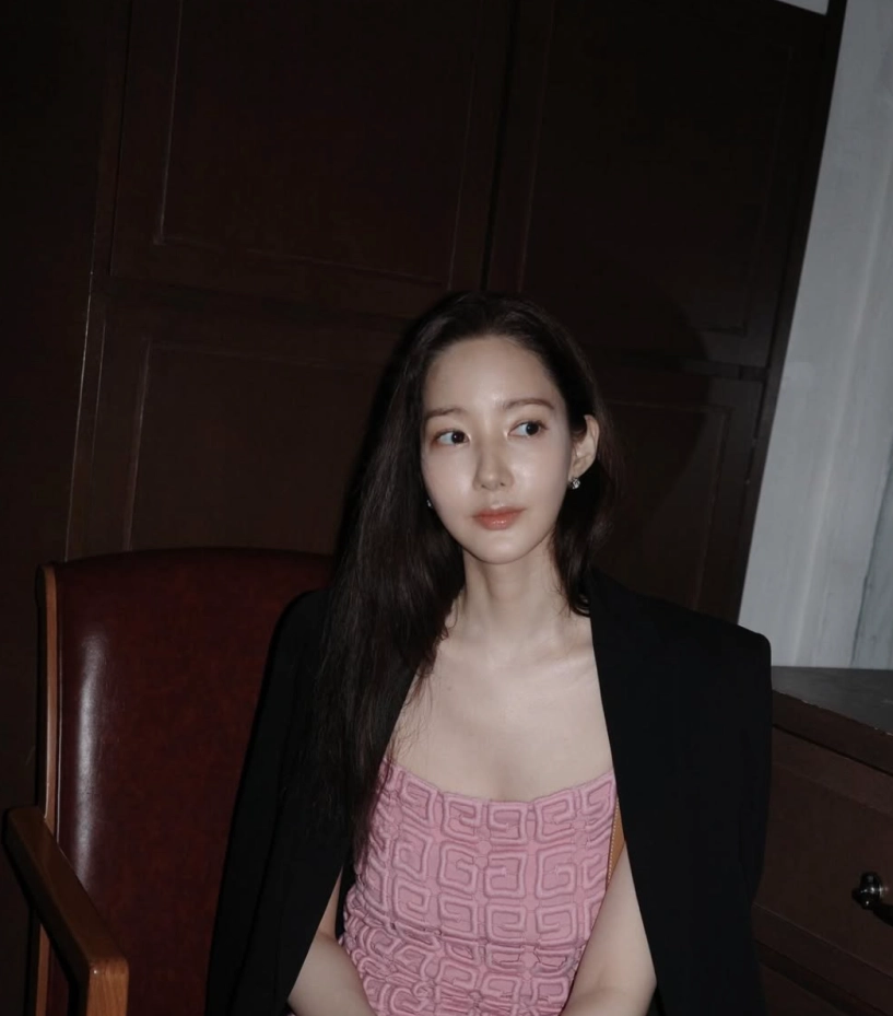 Nhan sắc đóng băng của park min young diện mạo làm say lòng người - 6
