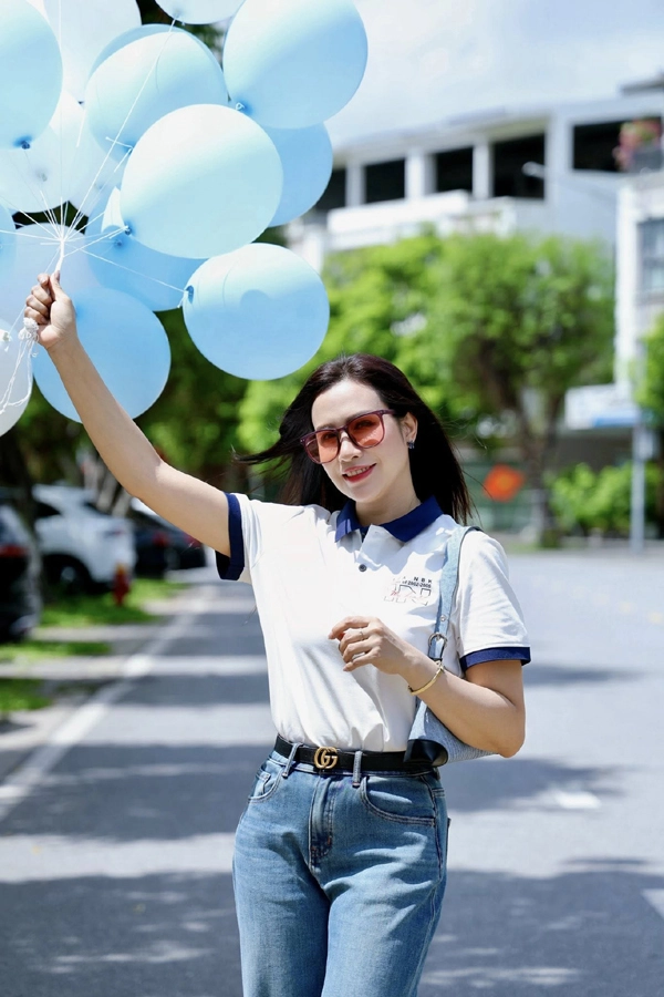 Nhan sắc nữ diễn viên mang quân hàm thiếu tá công an vừa đối đầu với phương oanh trong gió ngang khoảng trời xanh - 7
