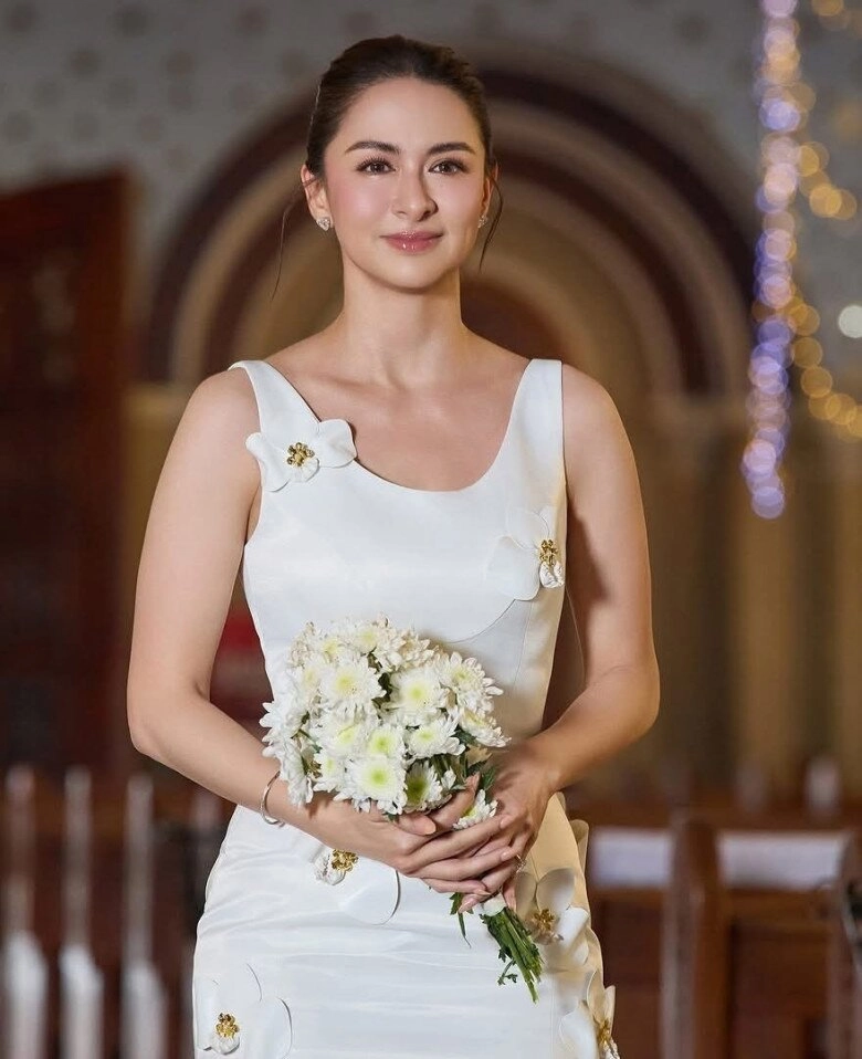 Nhan sắc sau một thập kỷ làm vợ làm mẹ của mỹ nhân đẹp nhất philippines - 3