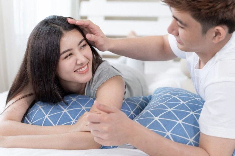 Nhìn chiếc áo của người tình trị giá 1 triệu tôi giật mình nhớ đến chiếc áo vá của vợ - 2
