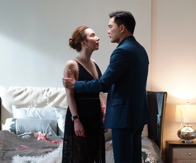 Nhờ chồng cũ đến nhà sửa điều hòa tôi bật khóc vội xin tái hôn khi anh xắn tay áo lên - 1