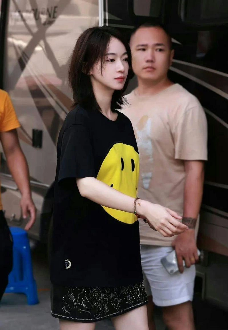 Những bà bầu nổi nhất showbiz 2024 bạn gái huỳnh hiểu minh bị nghi đòi tình phí 900 tỷ chưa sốc bằng sản phụ tuổi 62 - 2