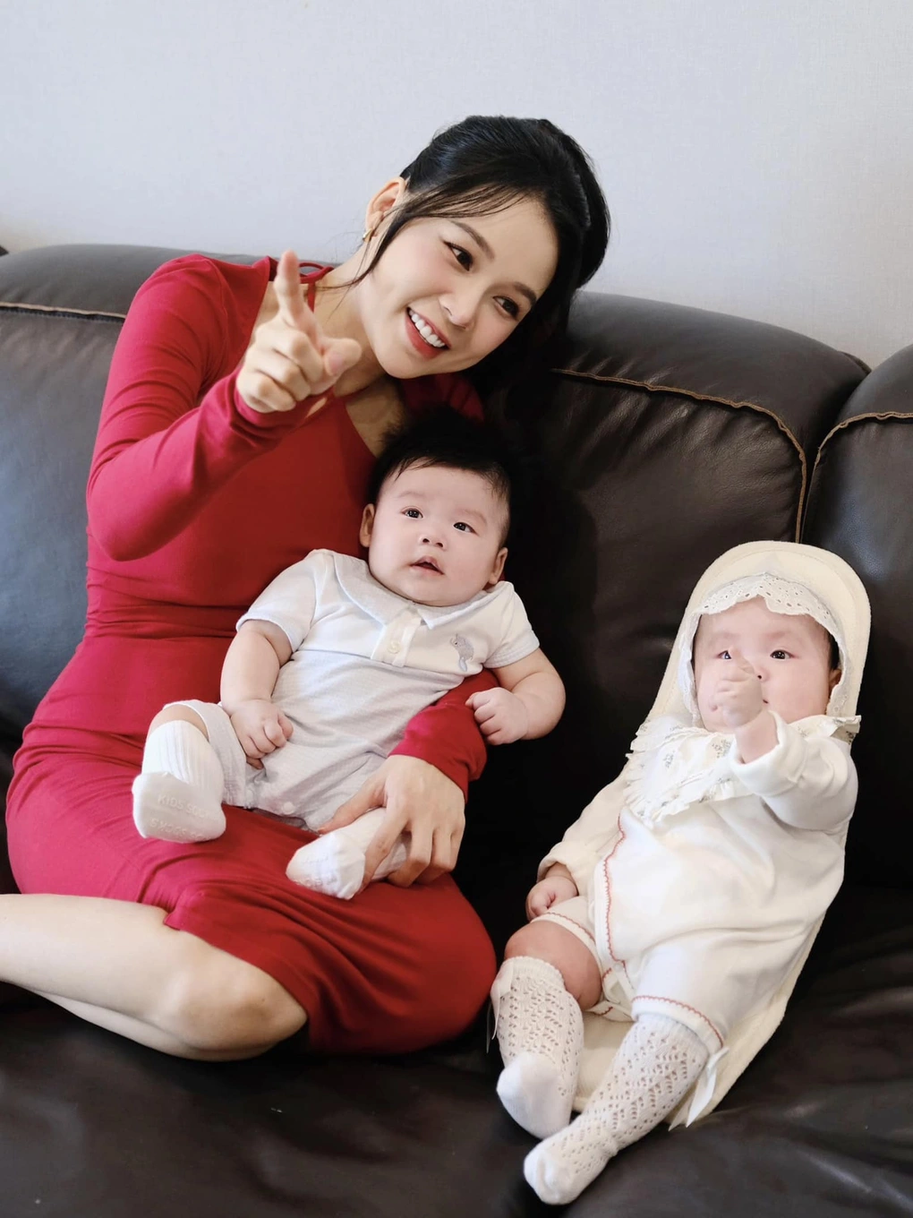 Những mẹ bỉm việt giảm cân đỉnh nhất 2024 có người giảm 20kg bị nghi thẩm mỹ dù mới sinh - 15