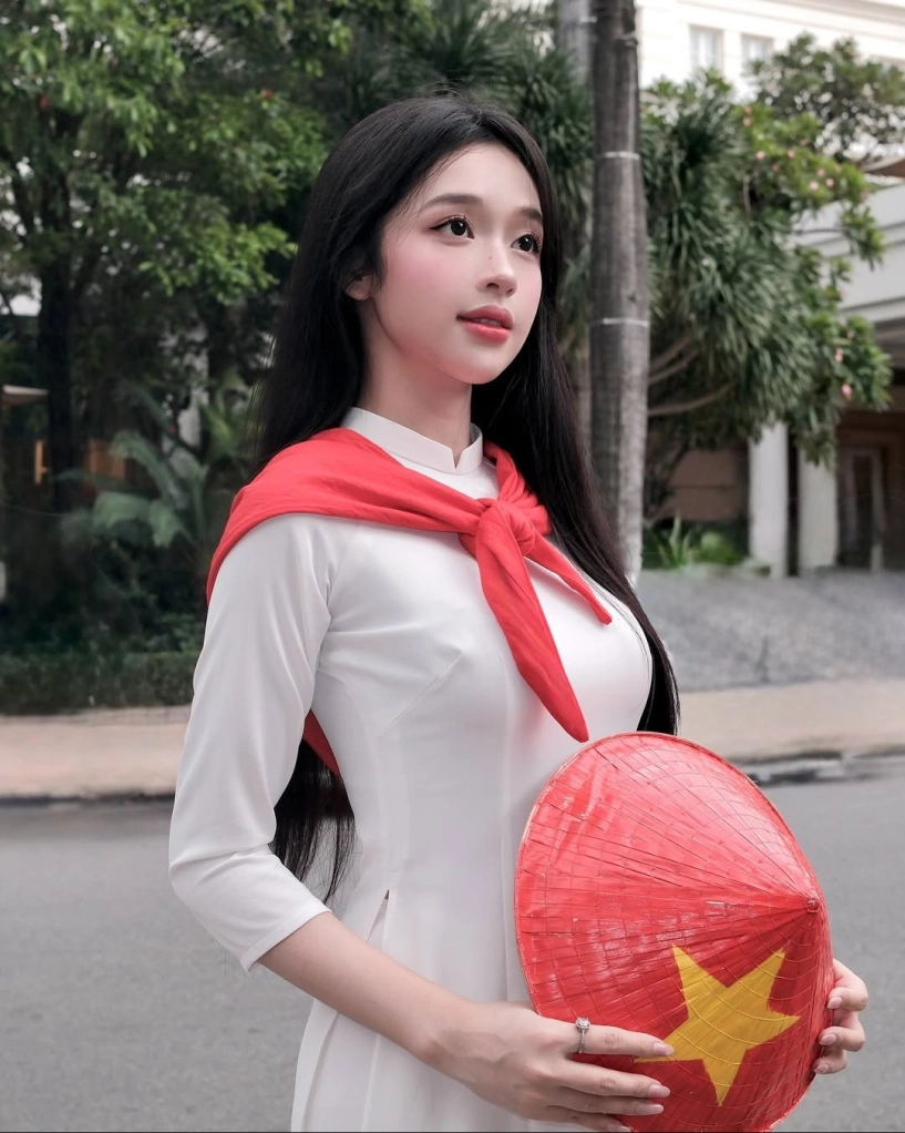 Những mỹ nhân việt trong tà áo dài trắng chào mừng 29 - 1