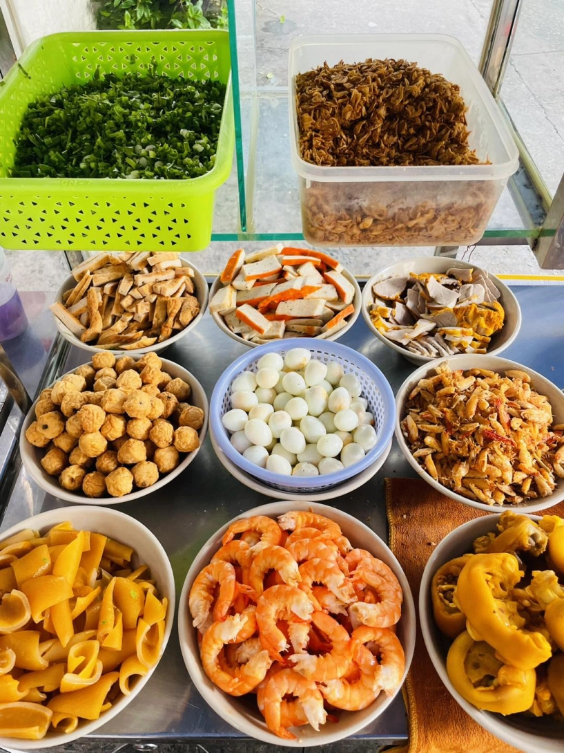 Những quán bánh canh sài gòn có giá trên trời 700000 đồngtô vẫn khen rẻ bán vỉa hè ngon như nhà hàng - 5