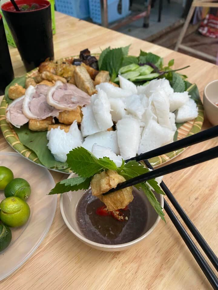 Những quán bún đậu chuẩn vị hà nội dùng đậu làng mơ chính hiệu menu topping hấp dẫn khách xếp hàng cả tiếng chờ ăn - 3