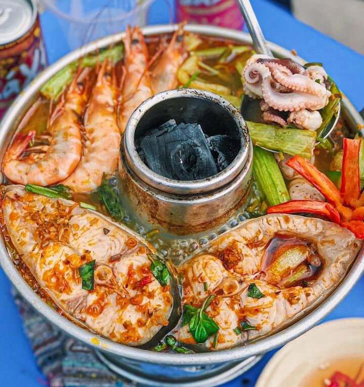 Những quán lẩu mắm ngon ở sài gòn có địa điểm 30 năm không biển hiệu chỉ bán 5 tiếng là hết hàng - 1