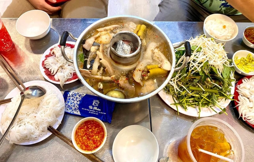Những quán lẩu mắm ngon ở sài gòn có địa điểm 30 năm không biển hiệu chỉ bán 5 tiếng là hết hàng - 3