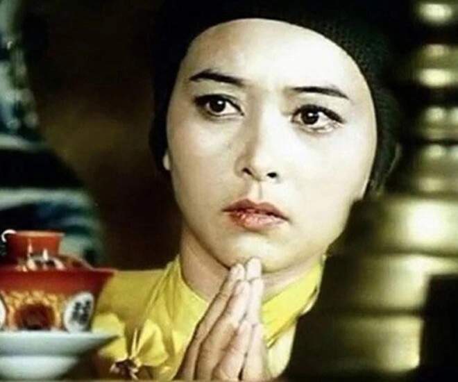 ni cô huyền trang người đẹp phố cổ lấy nhà toán học nhờ mai mối mang quân hàm đại tá sống viên mãn - 1