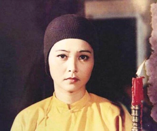 ni cô huyền trang từng giữ chức phó giám đốc điện ảnh công an phải bế con đi nhờ máy bay quân sự từ bắc vào nam - 3
