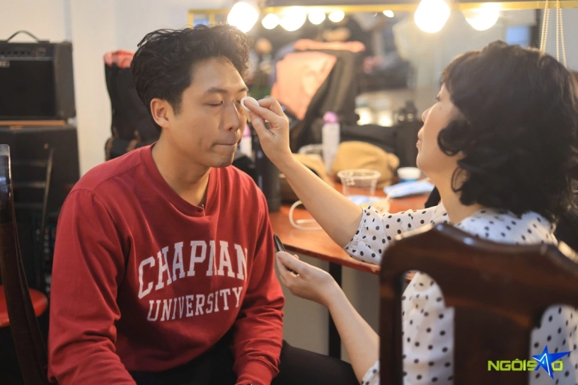 Nsnd hồng vân make up cho con trai - 2