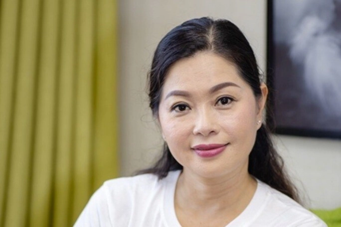 Nsnd là con gái nguyên thứ trưởng bộ xây dựng xuất thân tiểu thư hà thành sống an nhiên sau 2 lần đò - 3