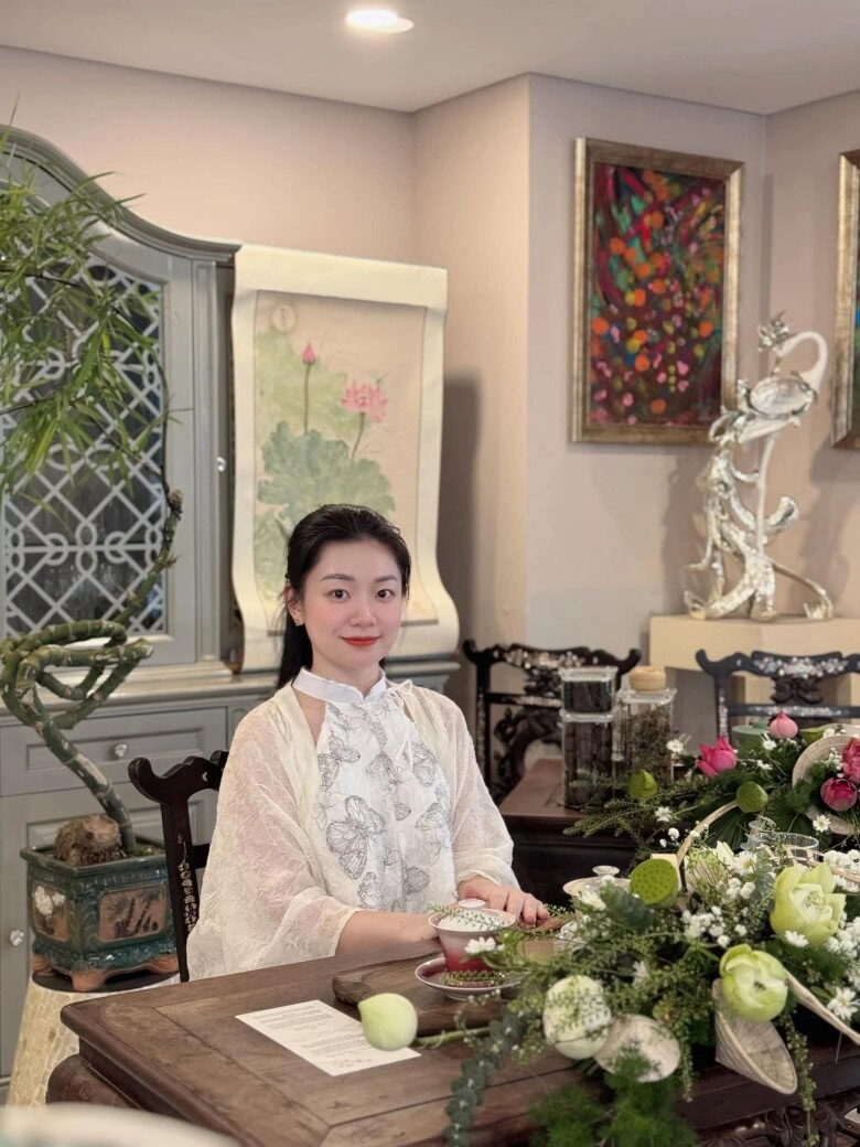 Nsnd mang hàm đại tá khoe con trai đỗ đại học luật hà nội quý tử trên 1m8 điển trai nhờ gen bố là nsưt - 5