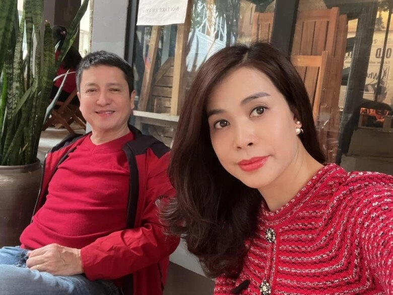 Nsưt chí trung khoe ảnh với bạn gái kém 18 tuổi thì bị nhận xét vợ cũ đẹp hơn nói về việc kết hôn lần 2 - 7