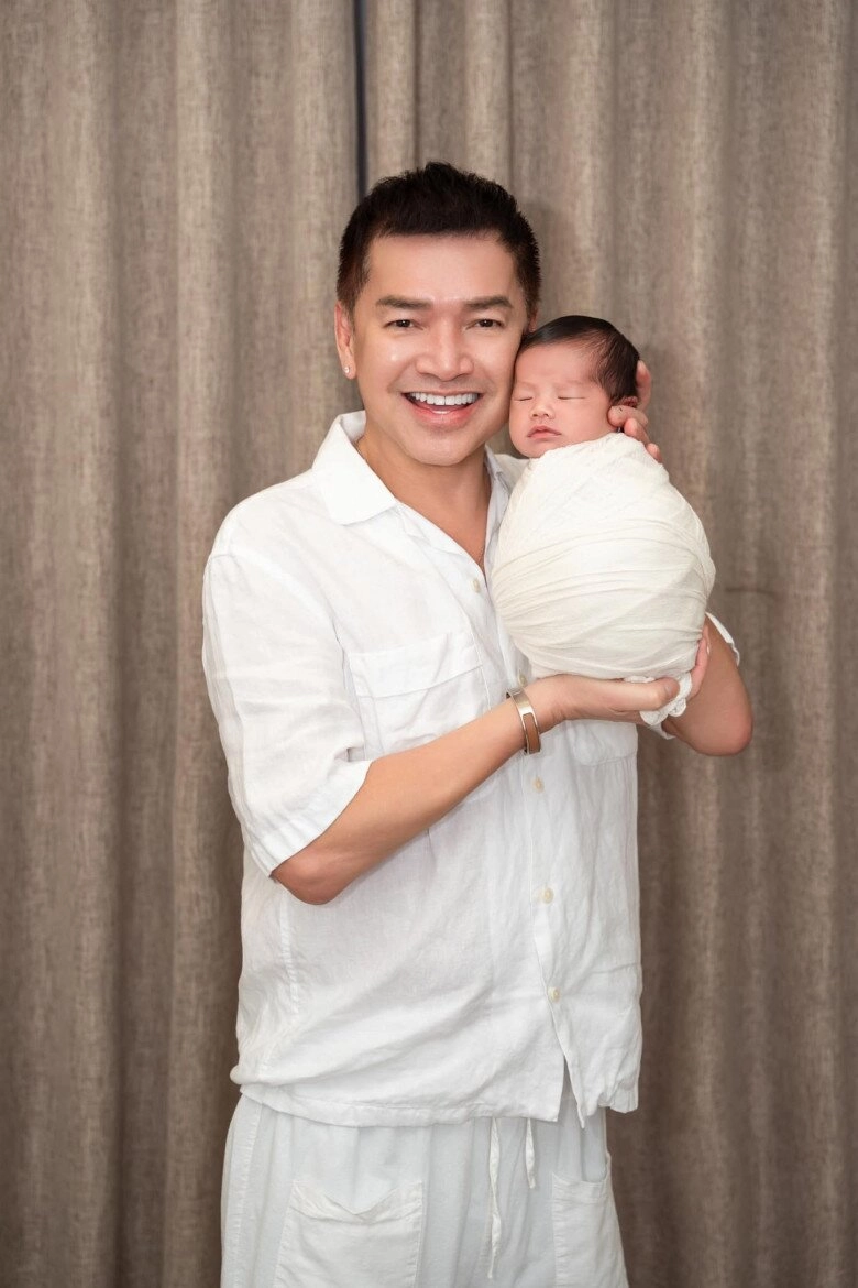 Nsưt chí trung và quang minh lên tiếng khi bị nói lăng nhăng bay bướm chuyện tình ở tuổi u70 gây nhiều tranh cãi - 7