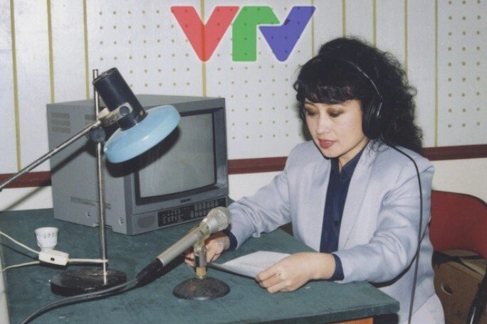 Nữ btv thời sự được mệnh danh là hoa hậu htv lấy chồng hơn 14 tuổi sinh ra cô con gái nổi tiếng không kém mẹ giờ ra sao - 3