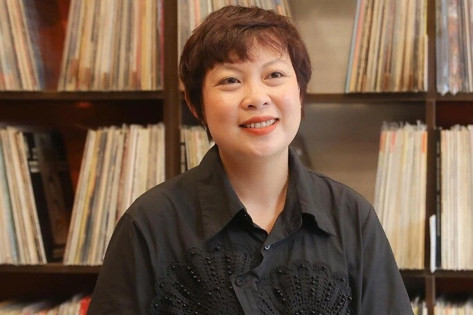 Nữ đại tá - nsnd là con nhà nòi trên người có vô số vết thương nay là chủ nhiệm khoa của trường quân đội - 1