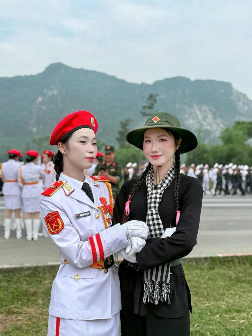 nữ du kích miền nam vinh dự 3 lần tham gia diễu binh gây sốt mạng - 5
