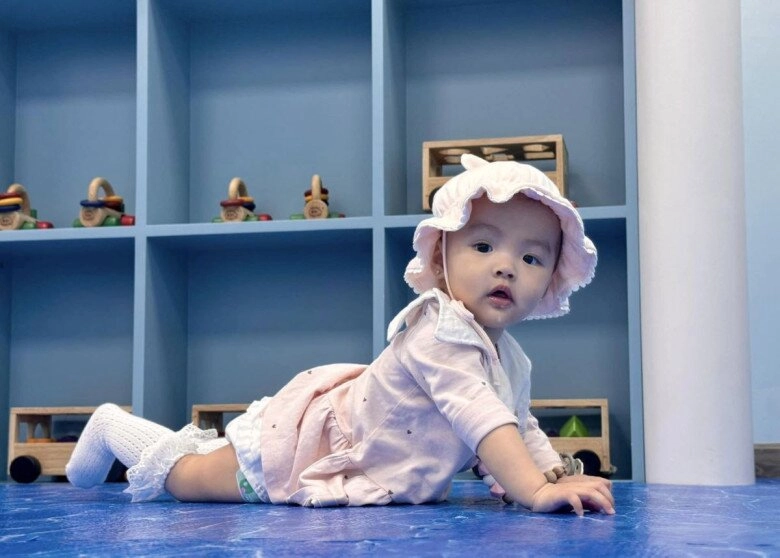 Nữ dv đi đầu khối nghệ sĩ tổng duyệt a80 là mẹ đơn thân giàu xinh nhất nhì vfc mẹ ruột là thượng tá - 5