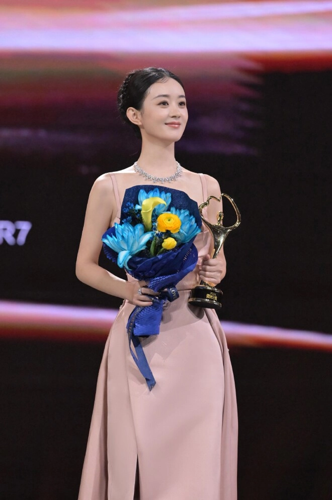Nữ hoàng weibo kẻ thắng cuối cùng của làng phim trung gọi tên triệu lệ dĩnh - 2