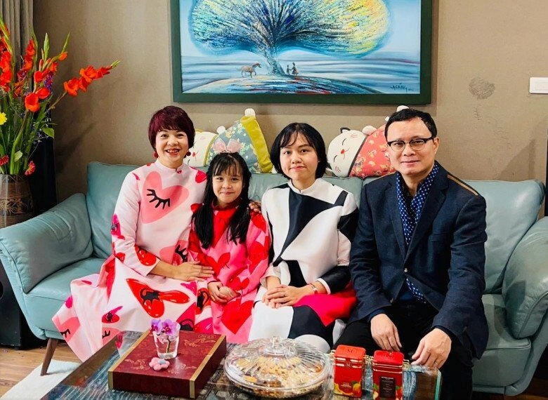Nữ mc quyền lực nhất nhì vtv có chồng kiến trúc sư lại nấu phở giỏi 2 con gái cách nhau gần 20 tuổi - 4