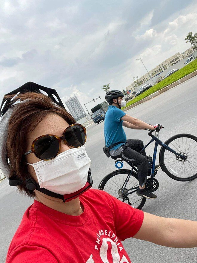 Nữ mc quyền lực nhất nhì vtv có chồng kiến trúc sư lại nấu phở giỏi 2 con gái cách nhau gần 20 tuổi - 9
