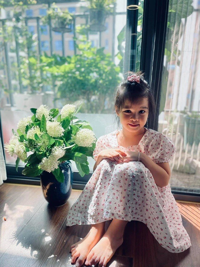 Nữ mc quyền lực nhất nhì vtv có chồng kiến trúc sư lại nấu phở giỏi 2 con gái cách nhau gần 20 tuổi - 16