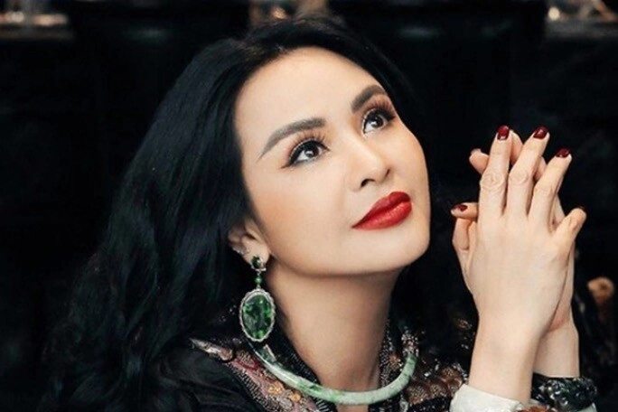 Nữ nsnd từng chịu tiếng oan khi chồng cũ qua đời 67 tuổi mới được làm cô dâu giờ sống trong nhà vườn 1000m2 - 3