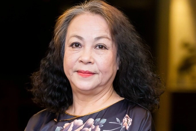 Nữ nsưt là mẹ hồng diễm thời trẻ đẹp khuynh đảo ly dị lần 2 như tỉnh dậy sau hôn mê sâu - 1