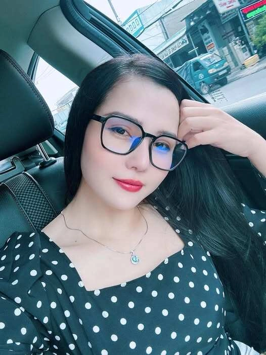 Nữ thiếu tá có giọng đọc chạm đến trái tim tại a80 nhan sắc đẹp như hoa hậu tiết lộ bí quyết 0 đồng để trẻ hơn tuổi - 8