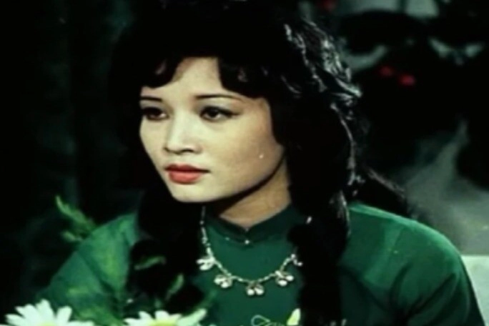 Nữ tình báo ngọc mai huyền thoại của màn ảnh việt không cần bạn đời vẫn sống khỏe u70 được trai trẻ gọi bằng chị - 2
