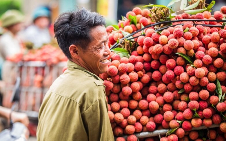 Ở bắc giang có một khu chợ chỉ đông đúc 1 mùa trong năm đẹp như tranh vẽ bán loại đặc sản vạn người mê - 4