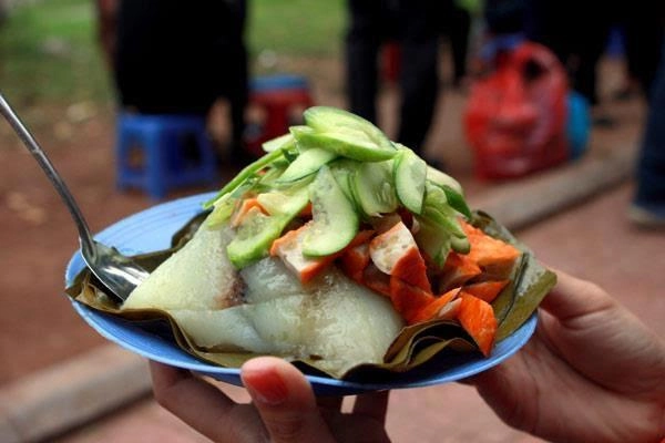 Ở hà nội có quán bánh giò không tên giữ công thức bí truyền hàng chục năm nay chưa ngày nào vắng khách - 1