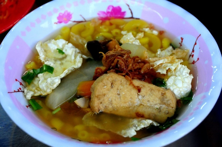 Ở sài gòn có phố ẩm thực chay 50 năm tuổi khởi nguồn từ món hủ tiếu trứ danh bán tới 2 giờ sáng không ngơi tay - 5