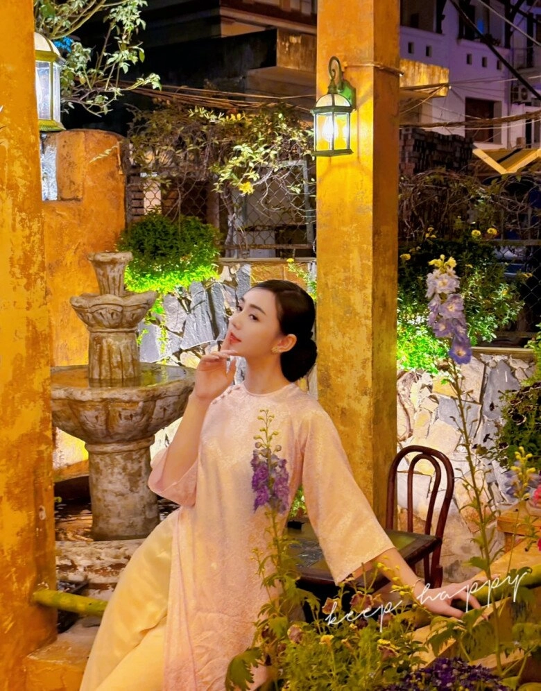 Ở tuổi 29 quỳnh kool giàu cỡ nào mà bị nói mỗi hôm ở 1 nhà khác nhau - 7