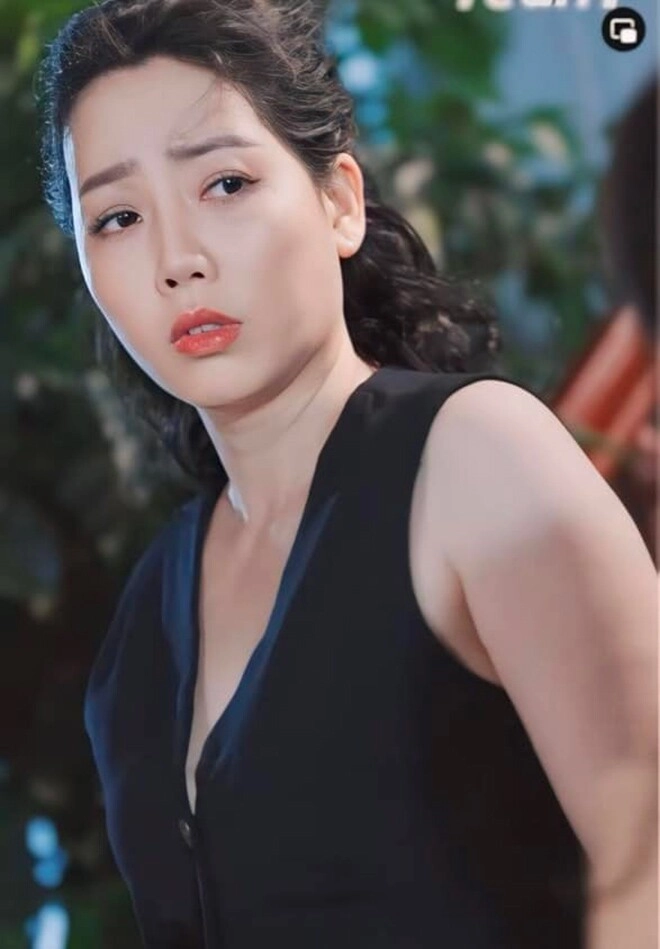 Ông trùm quỳnh búp bê u50 bị vợ chụp ảnh bắt quả tang làm phi công trẻ thừa nhận lo lắng - 2